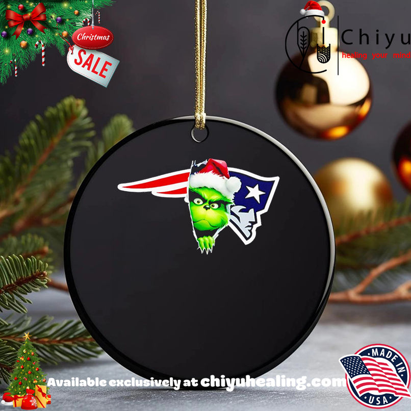 Original Grinch Peeking Through New England Patriots Christmas Holiday shirt, Hoodie, Sweatshirt, Poster Canvas, Mug, Ornaments 5 Original Grinch Peeking Through New England Patriots Christmas Holiday shirt, Hoodie, Sweatshirt, Poster Canvas, Mug, Ornaments