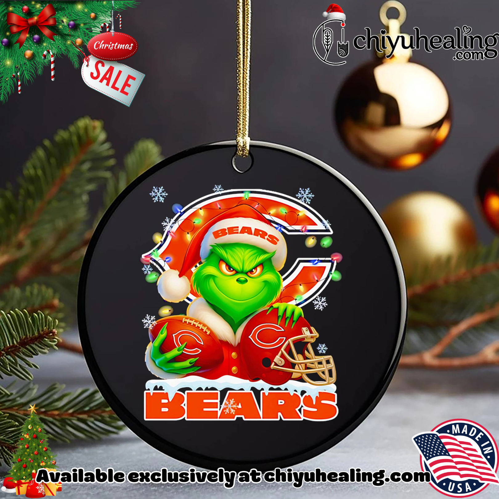 Santa Christmas Grinch Chicago Bears holding helmet football shirt, Hoodie, Sweatshirt, Poster Canvas, Mug, Ornaments Santa Christmas Grinch Chicago Bears holding helmet football shirt, Hoodie, Sweatshirt, Poster Canvas, Mug, Ornaments
