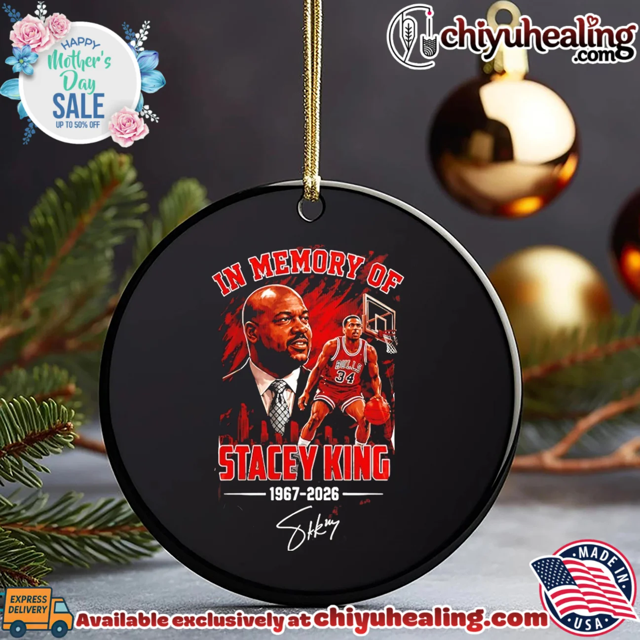 In memory of Stacey King 1967 2026 Chicago Bulls signature bespoke shirt & hoodie | Official Style Drop In memory of Stacey King 1967 2026 Chicago Bulls signature