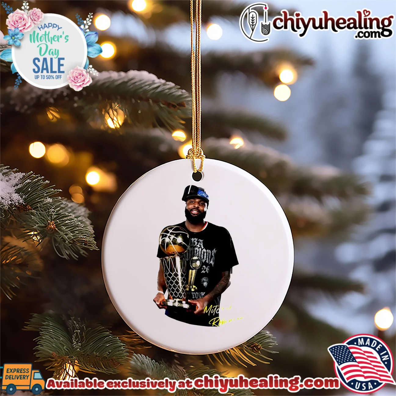 Mitchell Robinson New York Knicks 2026 Nba Champions Holding Trophy shirt & hoodie Mitchell Robinson New York Knicks 2026 Nba Champions Holding Trophy